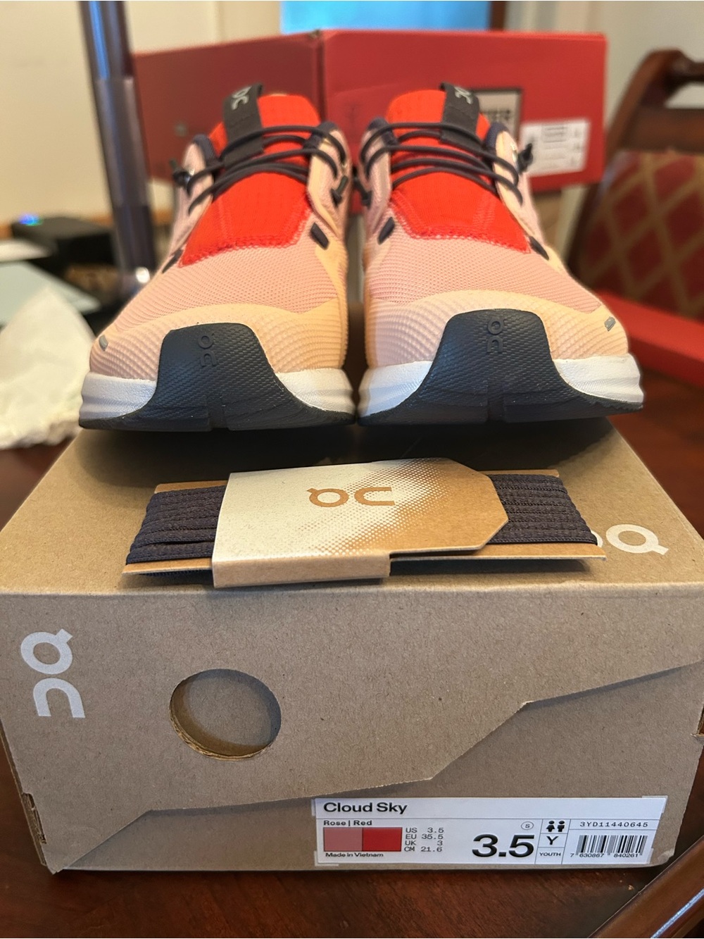 On Running Cloud Sky Kids Sneakers
